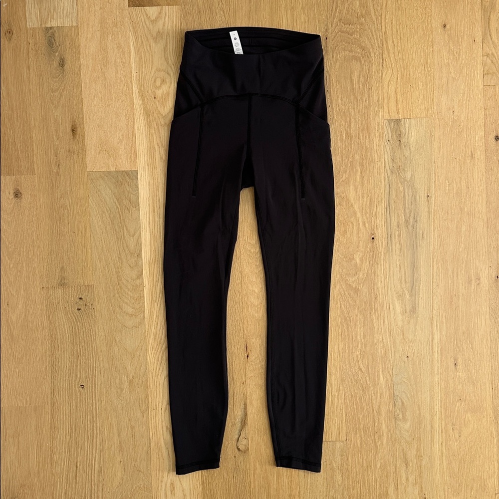 Full length lulemon leggings with pockets size 4